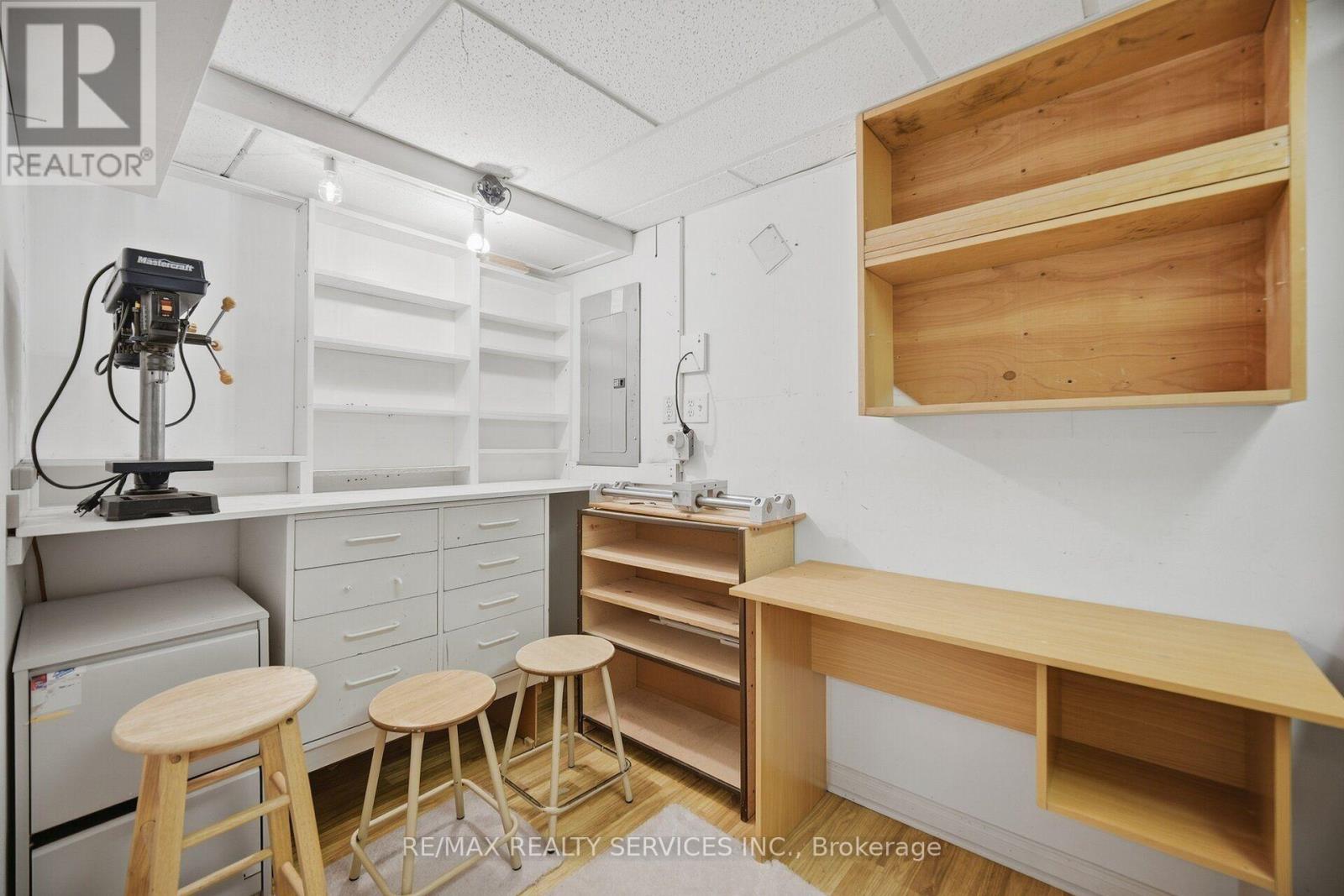 8 RIVERBANK ROAD - Image 45
