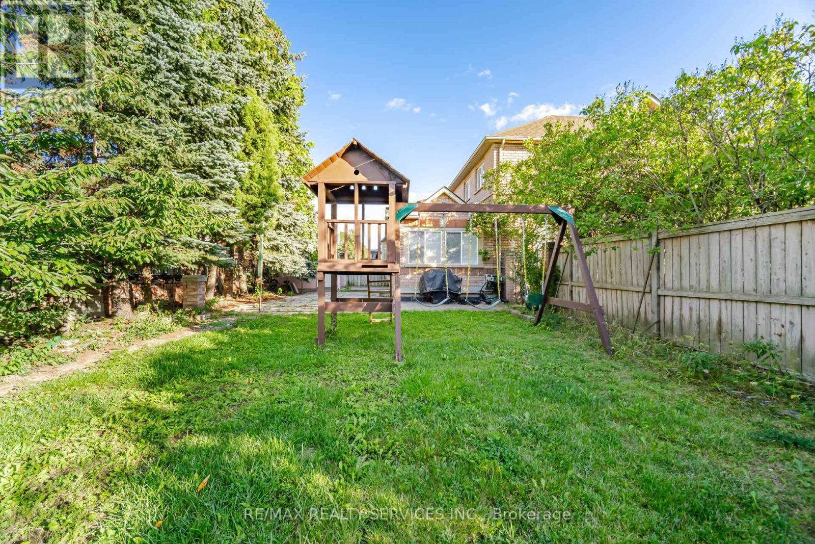 8 RIVERBANK ROAD - 49