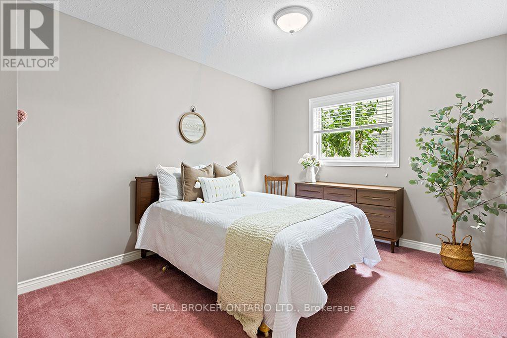 411 OLDE VILLAGE LANE - Image 19
