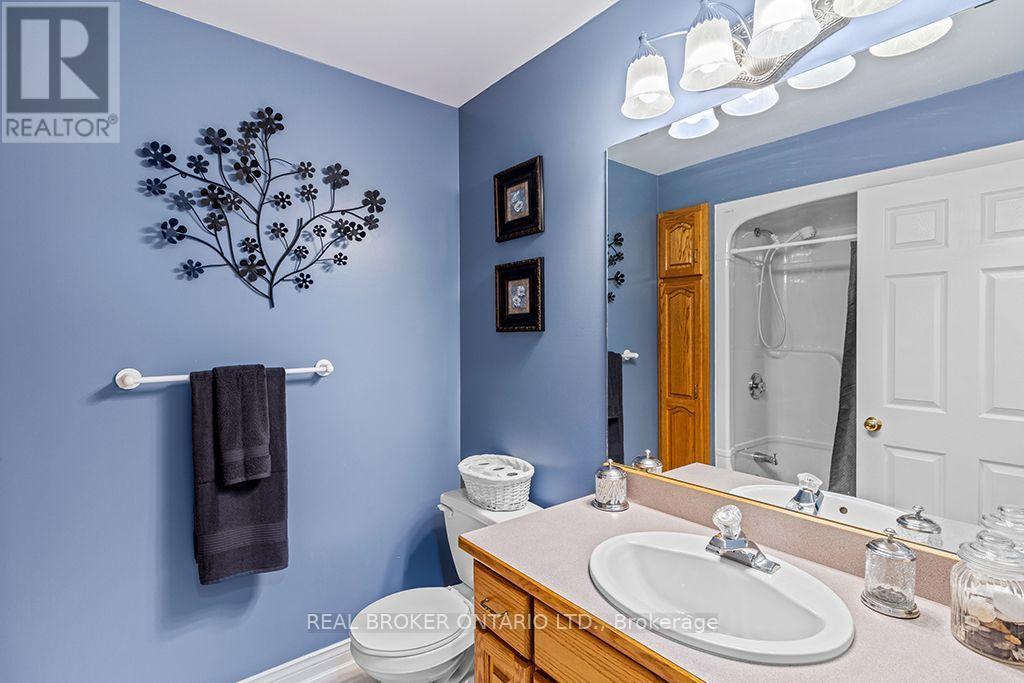 411 OLDE VILLAGE LANE - Image 23