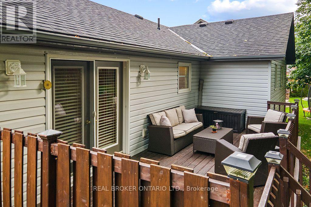 411 OLDE VILLAGE LANE - Image 36