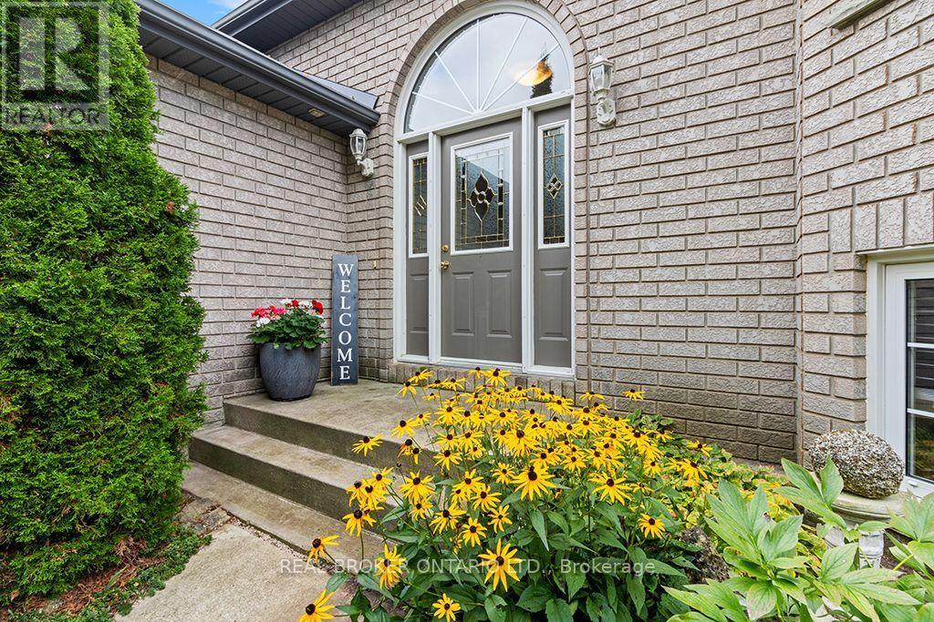 411 OLDE VILLAGE LANE, Shelburne — photo 6