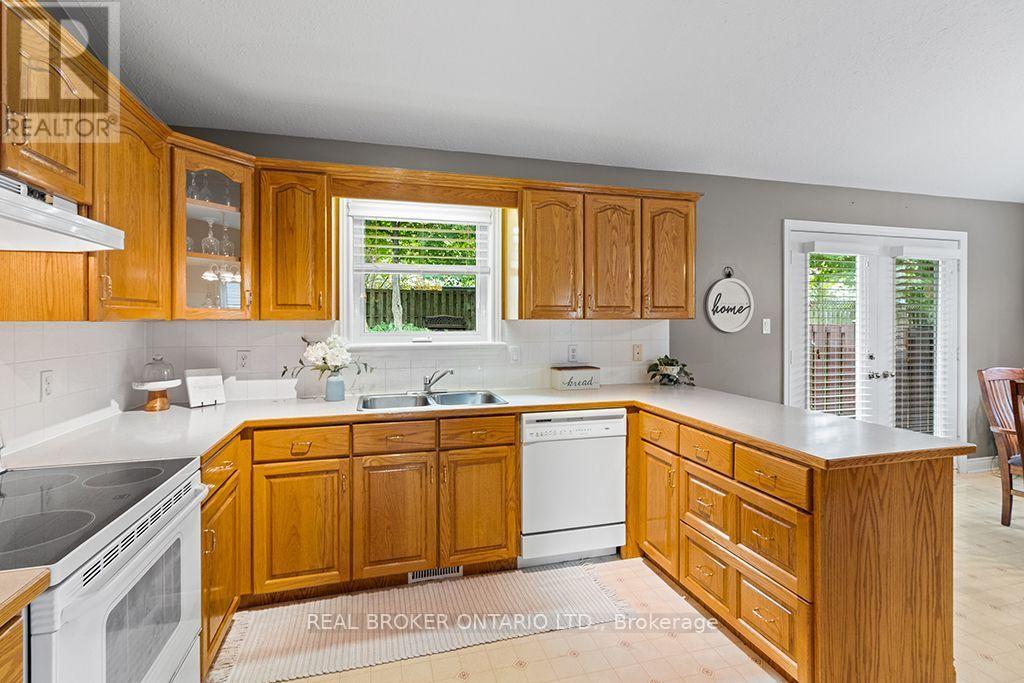 411 OLDE VILLAGE LANE, Shelburne — photo 9