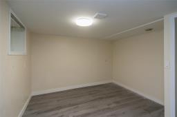1044 Byng Place, Winnipeg, MB R3T0Y8 Photo 15