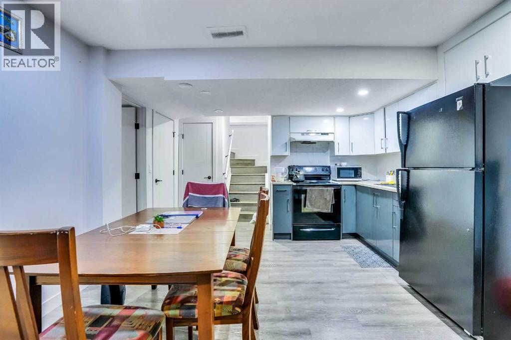282 Saddlefield Place NE - 9