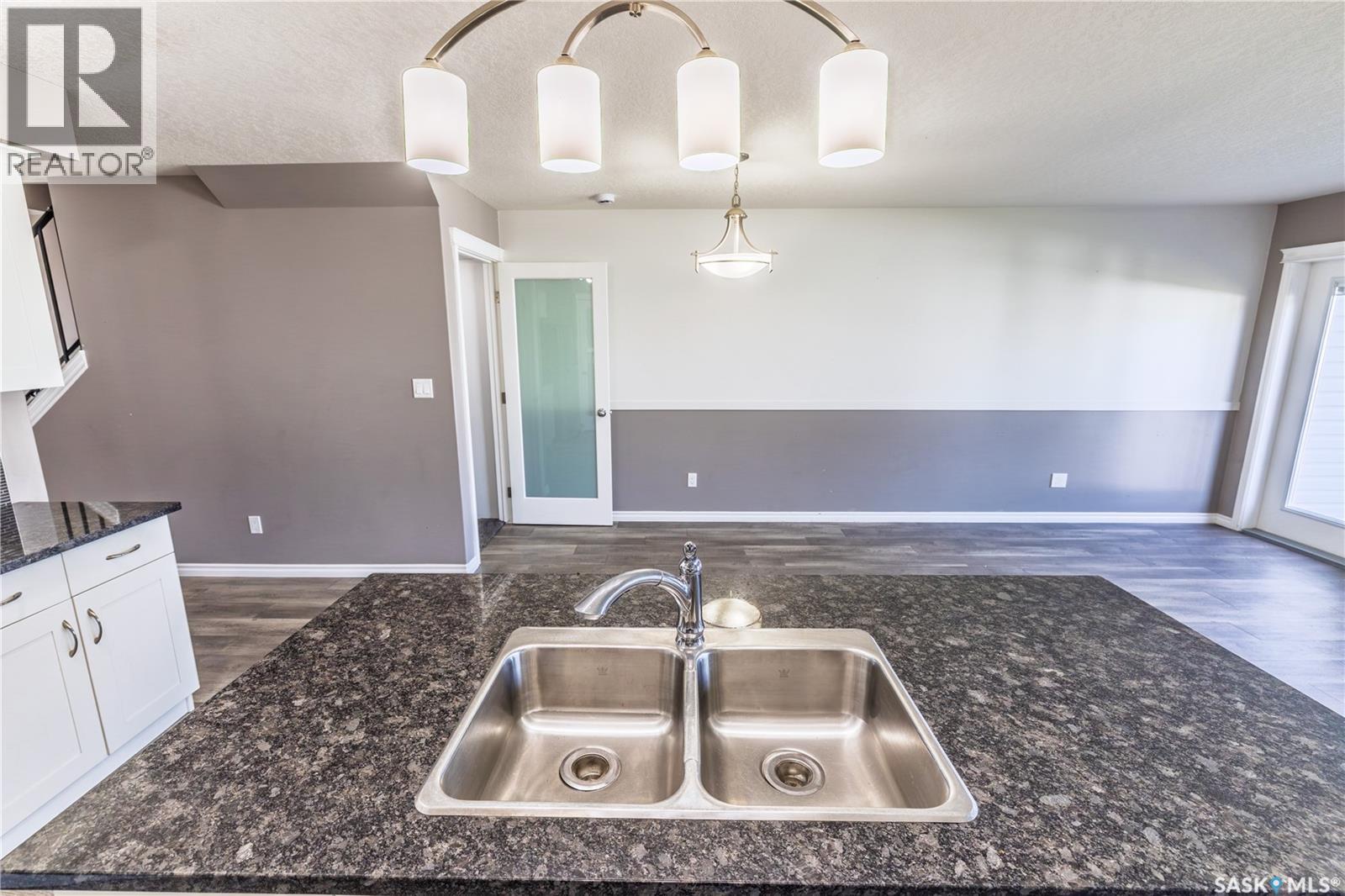 508 940 Bradley STREET, Moose Jaw — photo 10