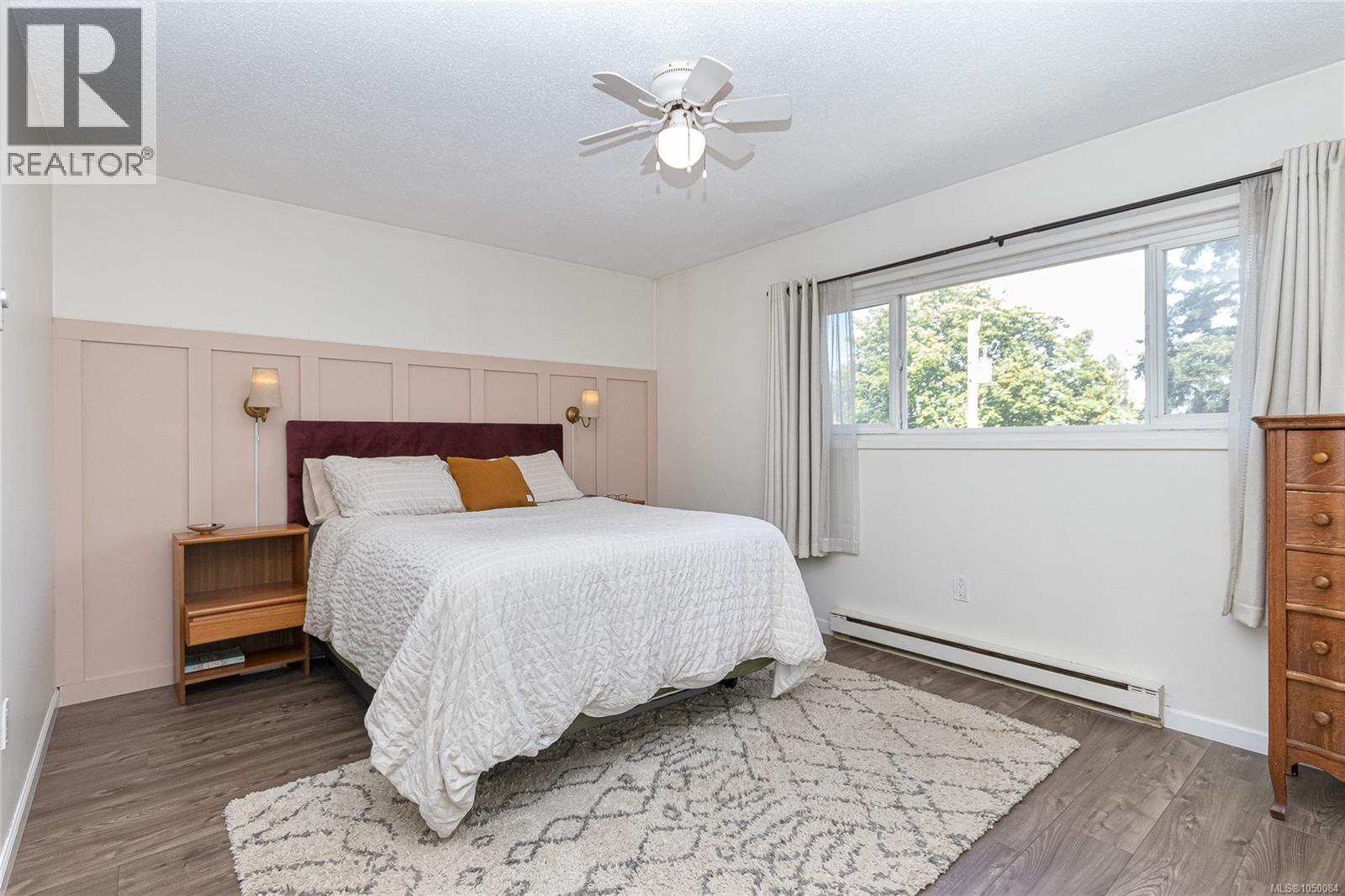 4 869 Swan Street, Saanich