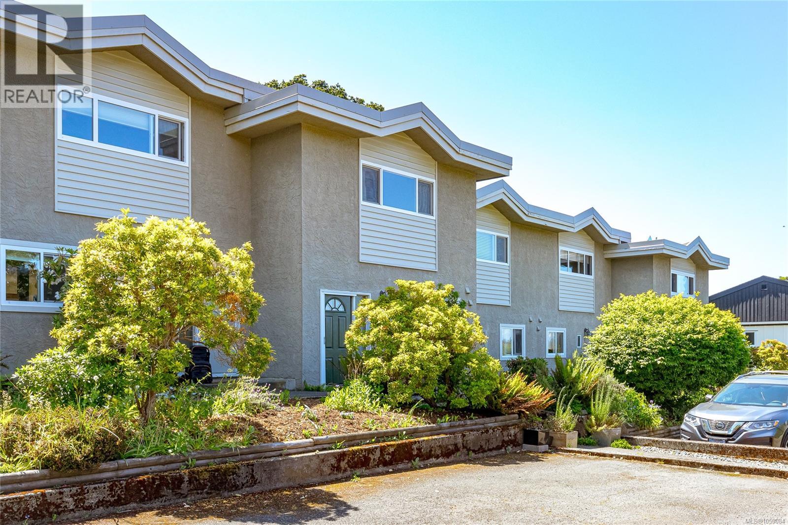 4 869 Swan Street, Saanich