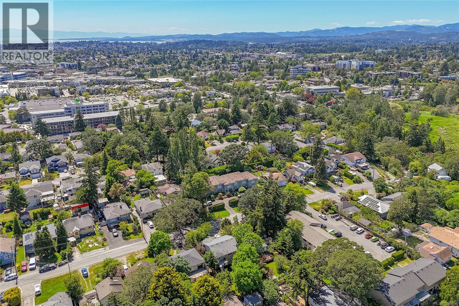 4 869 Swan Street, Saanich