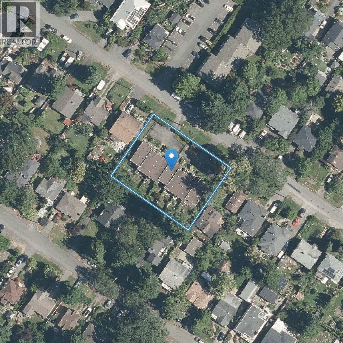 #4 869 Swan St - 44