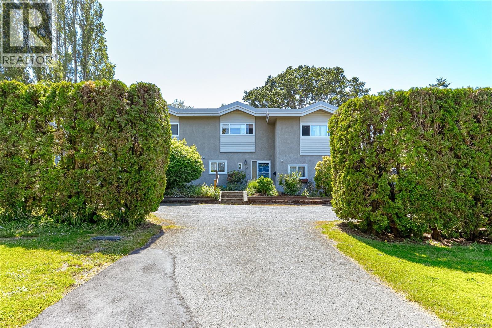 4 869 Swan Street, Saanich