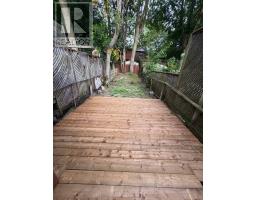 Main Floor - 57 Hiawatha Road, Toronto, ON M4L2X7 Photo 14