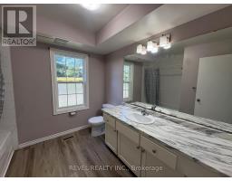 Bathroom - 247154 5 Side Road, Mono, ON L9W6K6 Photo 9
