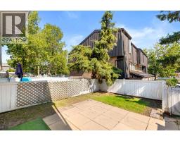 31 Brae Glen Court Sw, Calgary, AB T2W1B6 Photo 17
