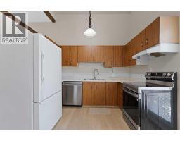 31 Brae Glen Court Sw, Calgary, AB T2W1B6 Photo 14