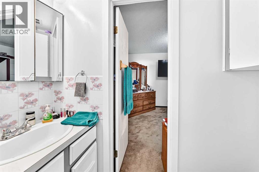 3528 50 Avenue, Innisfail