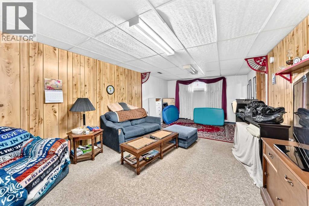 3528 50 Avenue, Innisfail