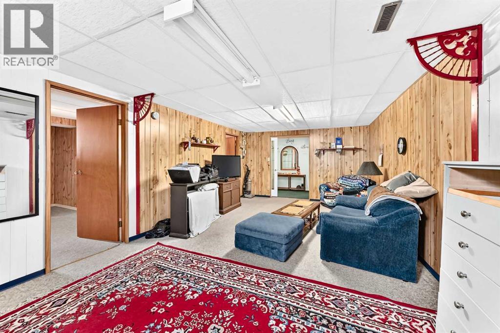3528 50 Avenue, Innisfail