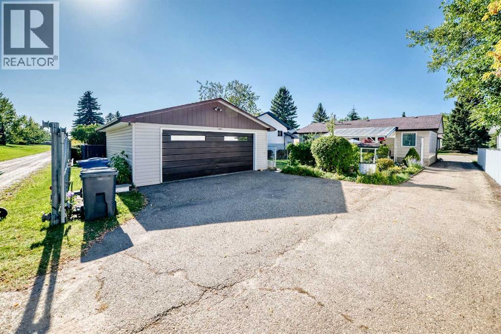3528 50 Avenue, Innisfail