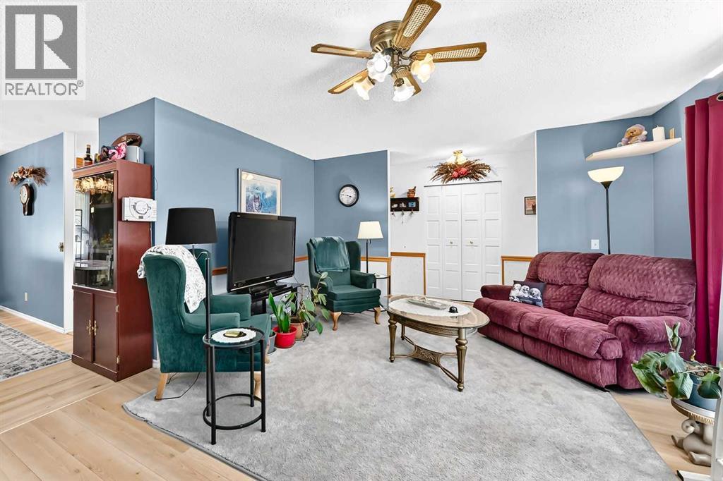 3528 50 Avenue, Innisfail