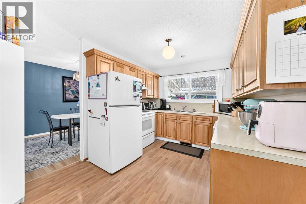 3528 50 Avenue, Innisfail