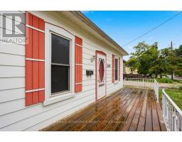 22383 Adelaide Road, Strathroy Caradoc, ON N0L1W0 Photo 11