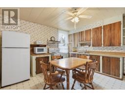 22383 Adelaide Road, Strathroy Caradoc, ON N0L1W0 Photo 26