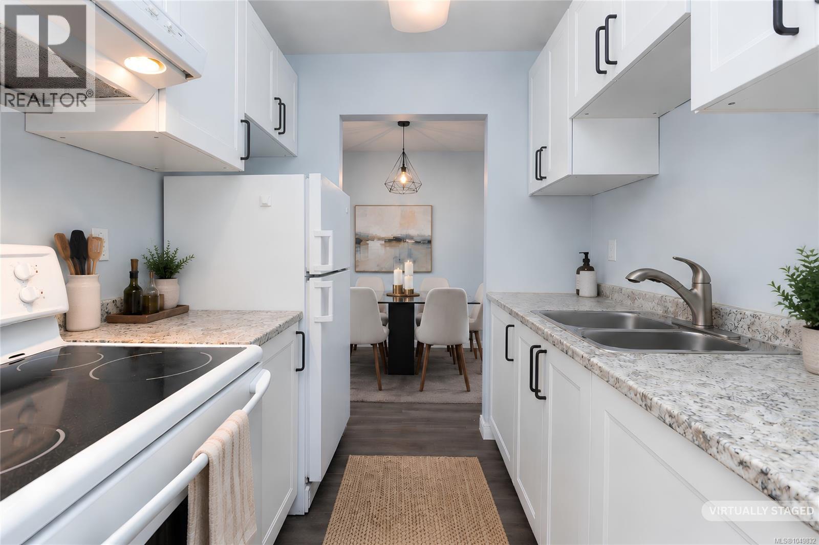 #113 1870 McKenzie Ave - 14