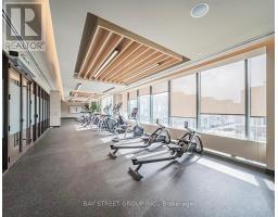 710 - 10 Honeycrisp Crescent, Vaughan, ON L4K0M8 Photo 19