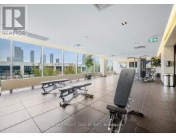 710 - 10 Honeycrisp Crescent, Vaughan, ON L4K0M8 Photo 20