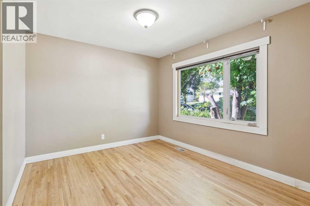 5428 Centre A Street NE - 17