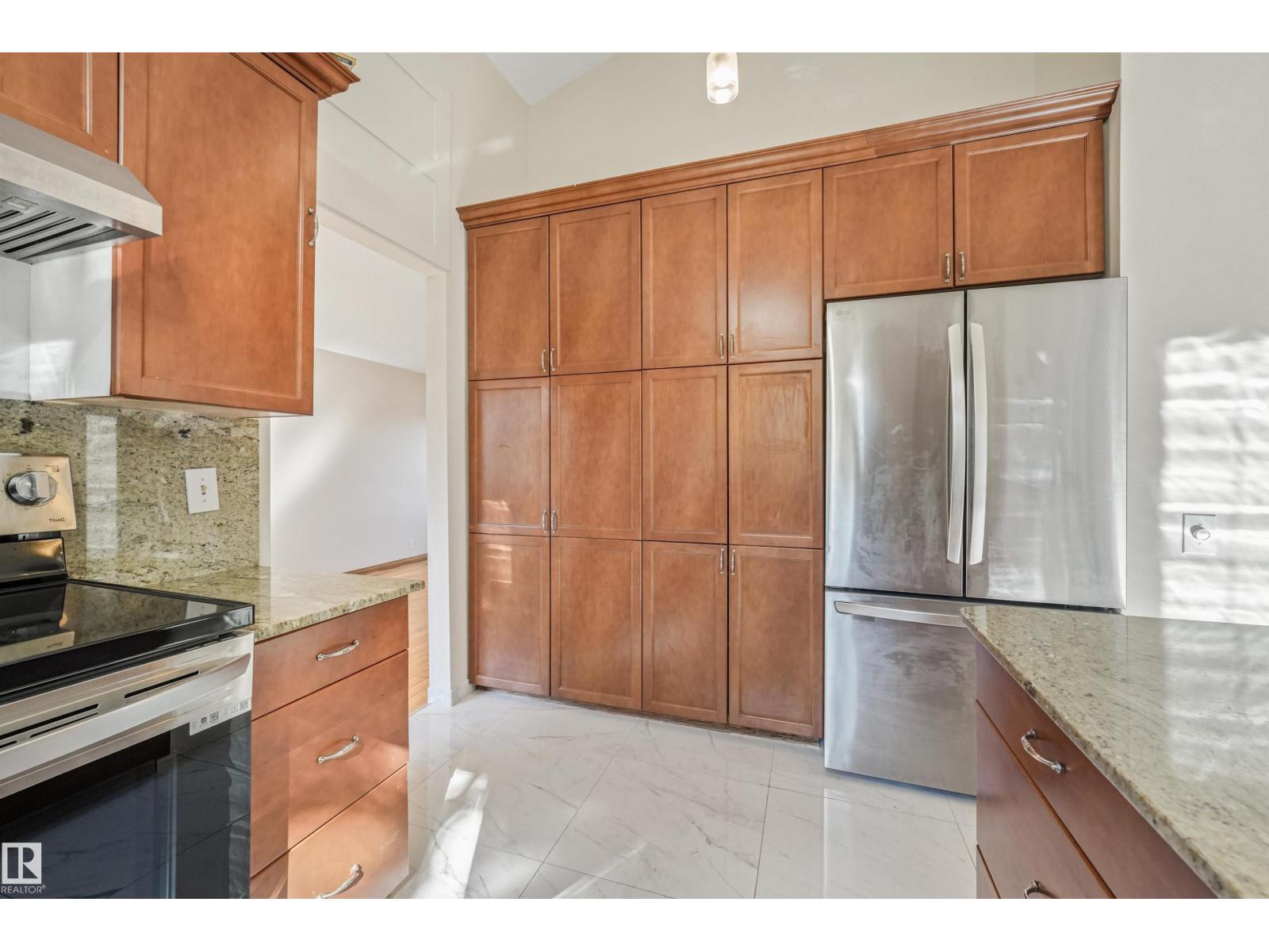 18623 70 AV NW - Image 12