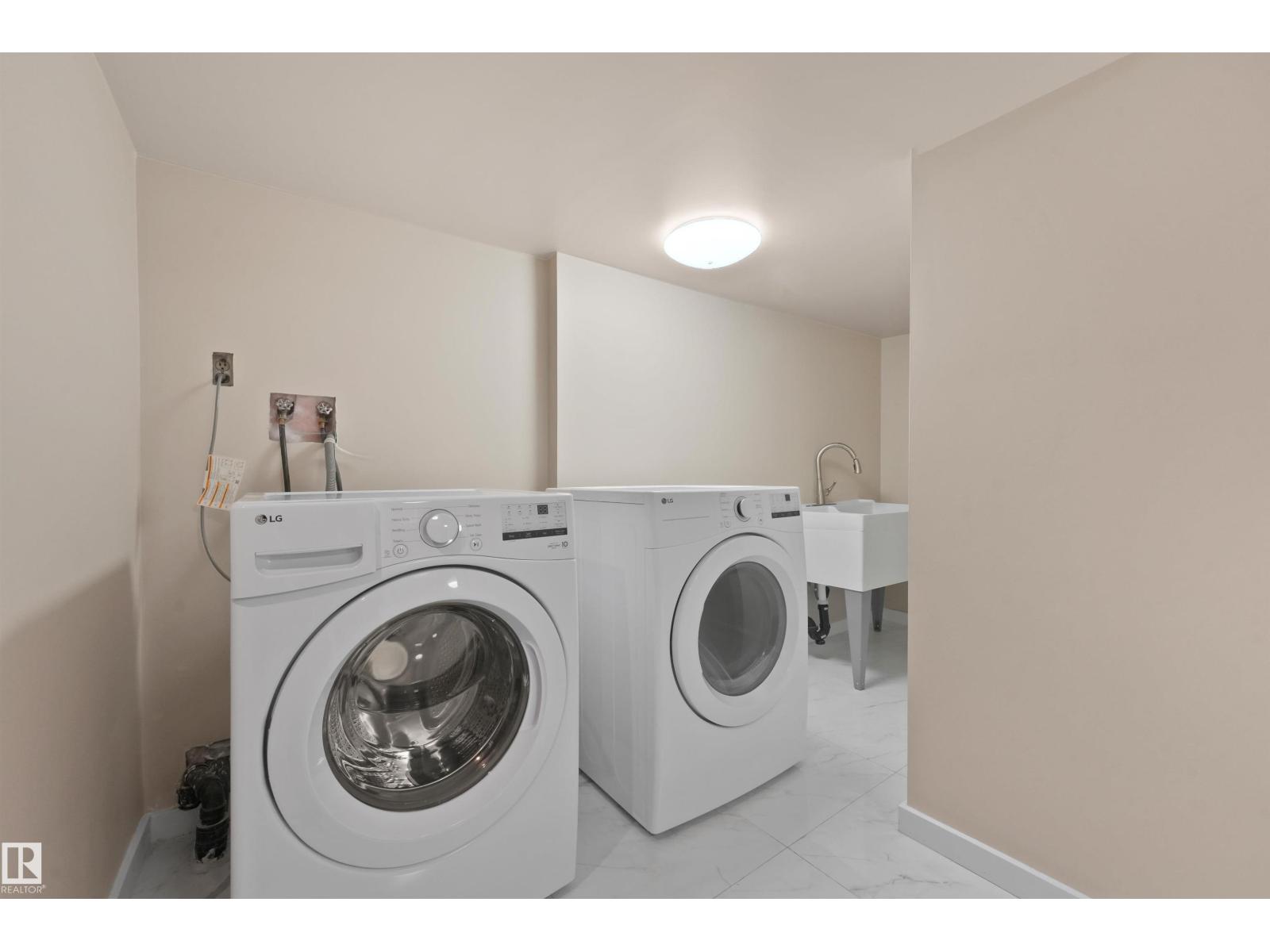 18623 70 AV NW - 18