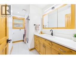 188 Penrose Court, Penticton, BC V2A9B6 Photo 47