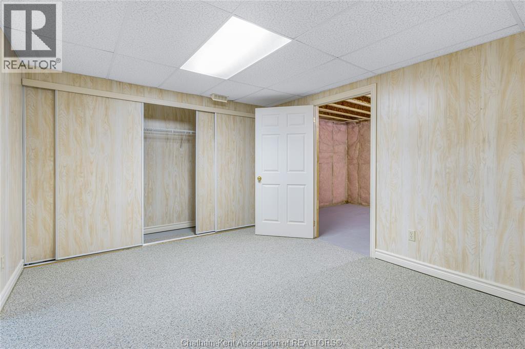 36 HENRY O' WAY - Image 32