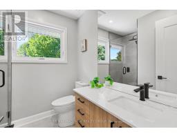 7 Attwood Crescent, Ottawa, ON K2E5B1 Photo 10