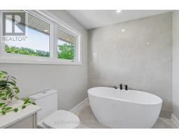 7 Attwood Crescent, Ottawa, ON K2E5B1 Photo 15
