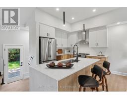 7 Attwood Crescent, Ottawa, ON K2E5B1 Photo 6