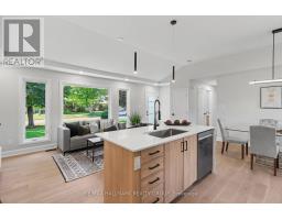7 Attwood Crescent, Ottawa, ON K2E5B1 Photo 7