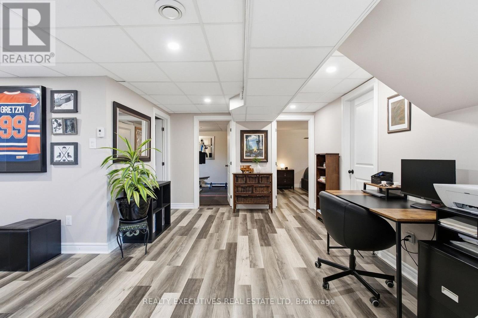 175 ROXANNE STREET - Image 23