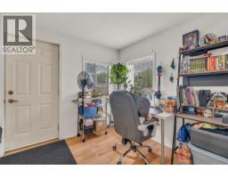 264 Douglas Avenue, Penticton, BC V2A2T8 Photo 34