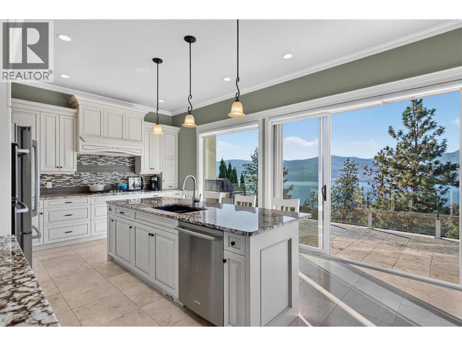 1539 Pinot Noir Drive, West Kelowna