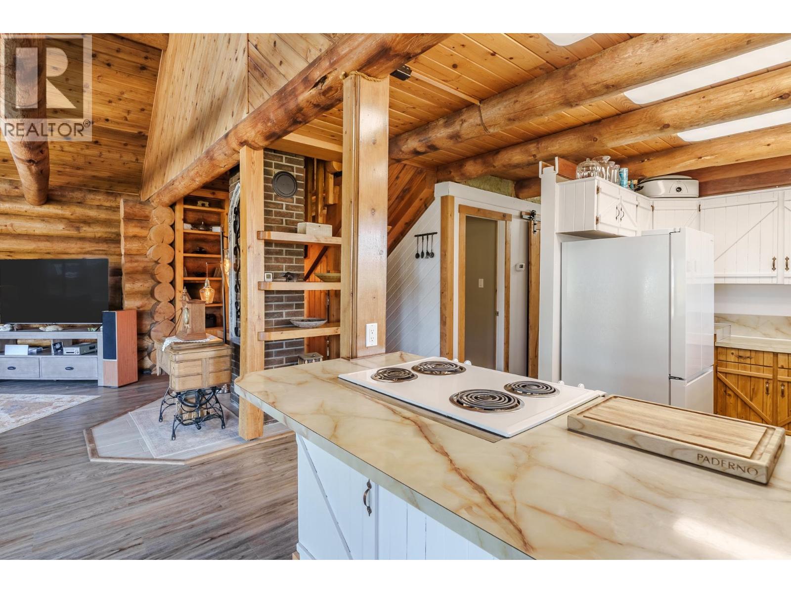 5975 LITTLE FORT 24 HIGHWAY - 8