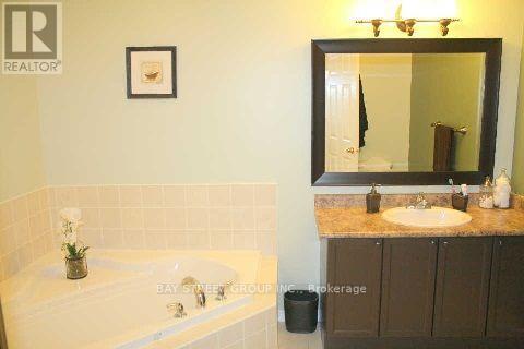 16 STEAMER DRIVE, Whitby (Port Whitby) — photo 11
