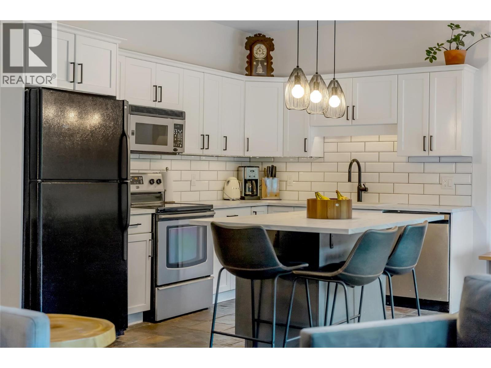 #7 3339 Clement Road - 14