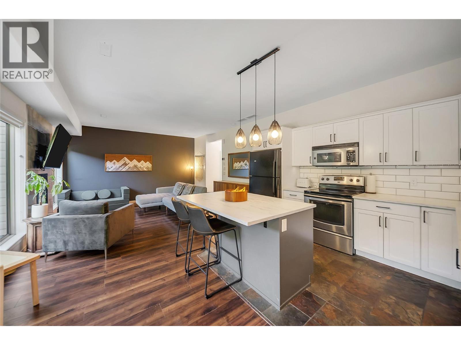 #7 3339 Clement Road - 25