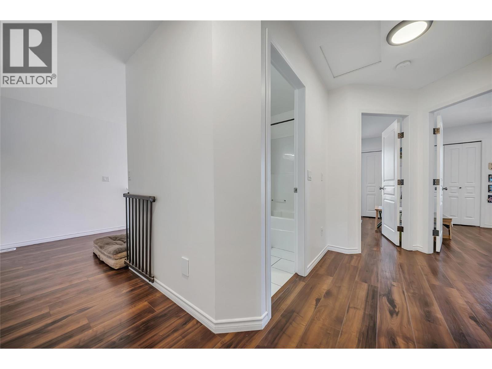 3339 Clement Road Unit# 7, Lake Country