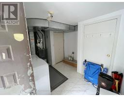 Main Floor - 320 Miami Drive, Georgina, ON L4P2Z7 Photo 9