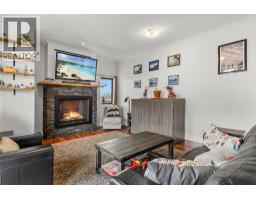 309 1 Street W Unit# 301, Revelstoke, BC V0E2S0 Photo 10