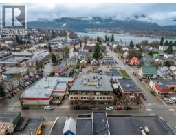 309 1 Street W Unit# 301, Revelstoke, BC V0E2S0 Photo 44